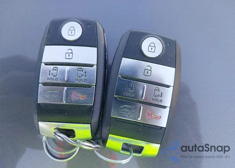 2017 Kia Sedona Lx from USA, damaged, VIN KNDMB5C1XH6242672